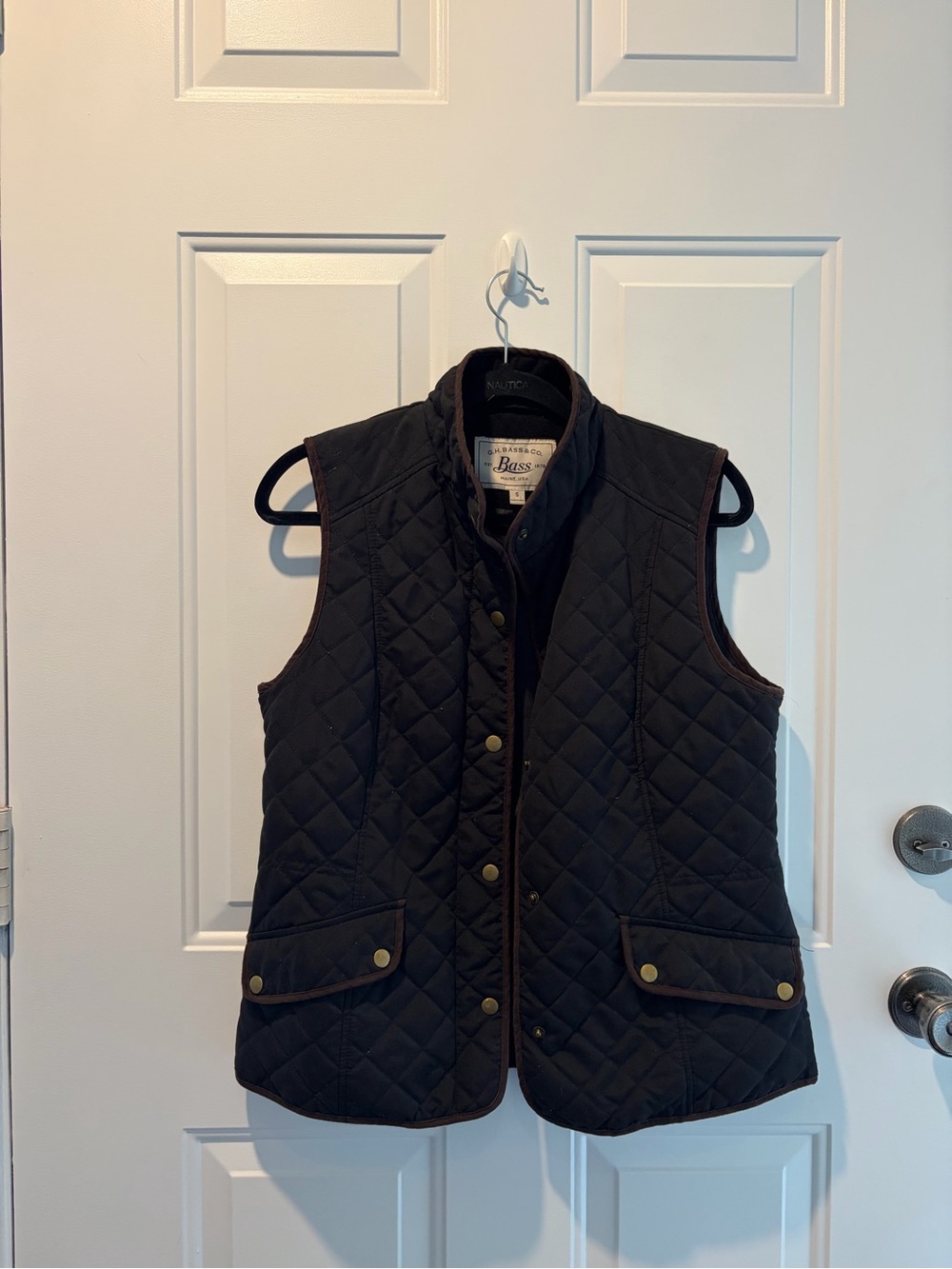 G.H. Bass & Co. Classic Black Quilted Vest with Brown Trim Women’s Sz S